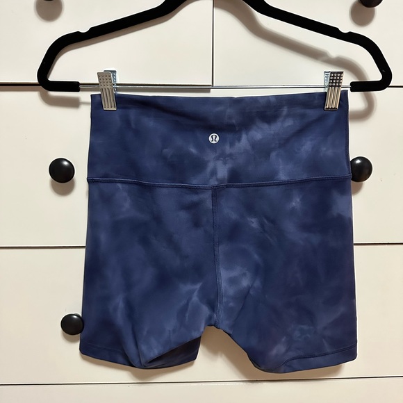 Lululemon Wunder Train High-Rise Short 6” - Picture 2 of 3